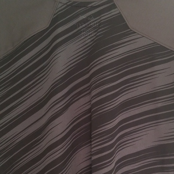 NIKE DRI-FIT - Picture 5 of 6